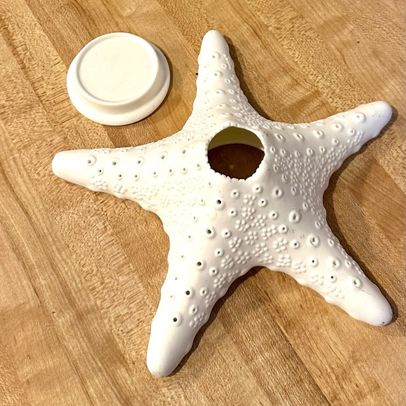 5/$20 Vintage Sea Star candle holder & shade, "fine bone China", some scuffs - Picture 1 of 5